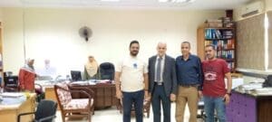 رئيس جامعة أسوان يهنئ العاملين بالجامعة ومنتسبيها بعيد الفطر المبارك بالمرور على مكاتب الإدارة المركزية.. صور 4 رئيس جامعة أسوان يهنئ العاملين بالجامعة ومنتسبيها بعيد الفطر المبارك بالمرور على مكاتب الإدارة المركزية