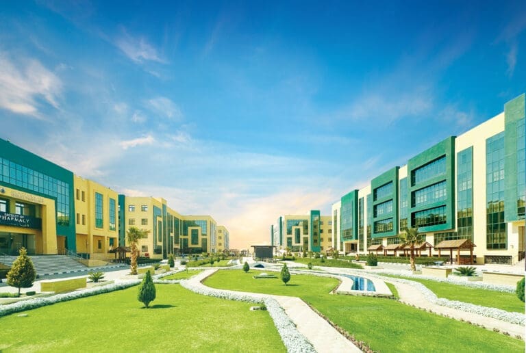 كل ما تريد معرفته عن التقديم في جامعة سفنكس ومصاريف الكليات2025 32 حرم جامعة سفنكس الجيولوجيا كل ما تريد معرفته عن التقديم في جامعة سفنكس ومصاريف الكليات2025 موقع في الجامعة