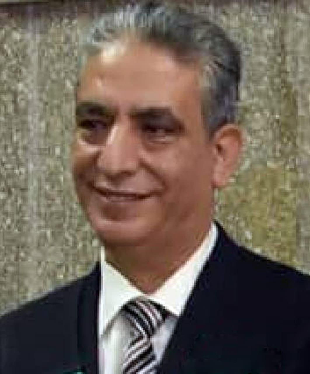 رئيس جامعة القاهرة يعلن صدور القرار الجمهوري بتعيين الدكتور محسن صالح عميدا لكلية الآثار لمدة ثلاث سنوات 1 0a05dbbd 746f 4cd6 8efb 4ad0c9c0611f جامعة القاهرة رئيس جامعة القاهرة يعلن صدور القرار الجمهوري بتعيين الدكتور محسن صالح عميدا لكلية الآثار لمدة ثلاث سنوات موقع في الجامعة