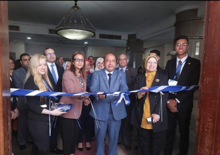 كلية الاقتصاد والعلوم السياسية جامعة القاهرة تنظم ملتقى التوظيف 2025 18 كلية الاقتصاد والعلوم السياسية جامعة القاهرة تنظم ملتقى التوظيف 2025