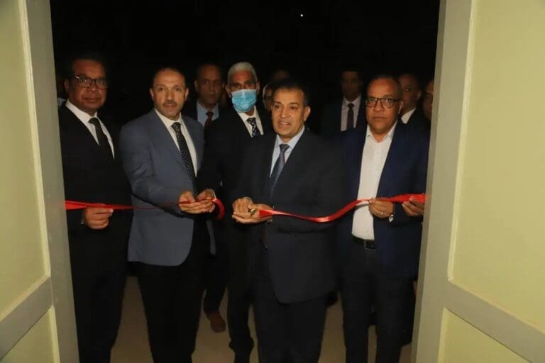 رئيس جامعة جنوب الوادي يفتتح عددا من المشروعات التطويرية.. تفاصيل 12 1746096551059 موسوعة الأديان العالمية رئيس جامعة جنوب الوادي يفتتح عددا من المشروعات التطويرية.. تفاصيل موقع في الجامعة