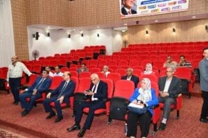 بالصور.. رئيس جامعة أسيوط الأهلية يتفقد مسرح الجامعة بعد افتتاحه 9 بالصور.. رئيس جامعة أسيوط الأهلية مسرح الجامعة بعد افتتاحه