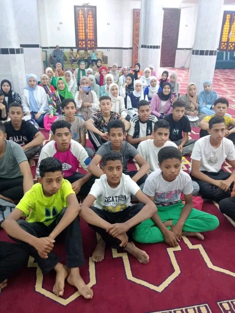 مواعيد المراجعات النهائية بالمساجد لطلاب الشهادة الإعدادية بالوادي الجديد 5 مواعيد المراجعات النهائية بالمساجد لطلاب الشهادة الإعدادية بالوادي الجديد