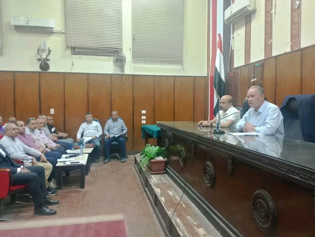 مدير تعليم أسيوط يناقش الإستعدادت لأعمال امتحانات الفصل الدراسي الثاني 2025 1 1747122465205 تعليم مدير تعليم أسيوط يناقش الإستعدادت لأعمال امتحانات الفصل الدراسي الثاني 2025 موقع في الجامعة