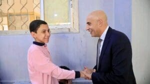 أبرزها الاطمئنان على الطلاب ومصافحتهم.. 11 صور ترصد نشاط وزير التعليم خلال جولته 11 أبرزها الاطمئنان على الطلاب ومصافحتهم.. 10 صور ترصد نشاط وزير التعليم خلال جولته