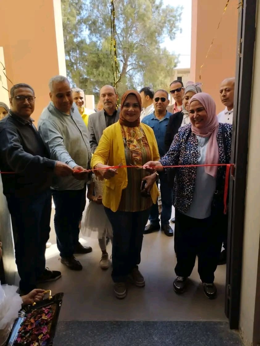مدير تعليم مطروح تشهد احتفالية ختام الأنشطة التربوية بإدارة العلمين وتشيد بابداعات البراعم والطلاب 1 1747224487727 تعليم مدير تعليم مطروح تشهد احتفالية ختام الأنشطة التربوية بإدارة العلمين وتشيد بابداعات البراعم والطلاب موقع في الجامعة