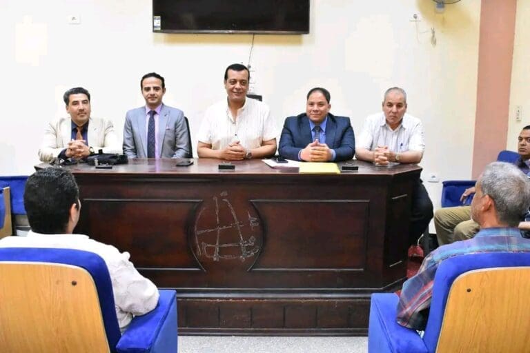 مدير تعليم سوهاج يتابع آليات انضباط أعمال امتحانات النقل والشهادات العامة والدبلومات الفنية 3 1747573799848 معلمة مدير تعليم سوهاج يتابع آليات انضباط أعمال امتحانات النقل والشهادات العامة والدبلومات الفنية موقع في الجامعة