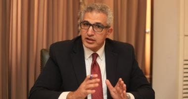 من أجل آلية أكثر عدالة في التعيينات.. أمين الأعلى للجامعات يطرح رؤية جديدة حول دراسة الخريجين للبحث العلمي 12 20250521120424424 جامعة الإسكندرية من أجل آلية أكثر عدالة في التعيينات.. أمين الأعلى للجامعات يطرح رؤية جديدة حول دراسة الخريجين للبحث العلمي موقع في الجامعة