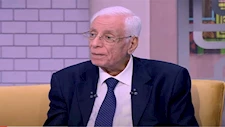 أبوه ضربه بسبب النتيجة.. الدكتور حسام موافي لـ الطلاب: زميلنا اللي مكانش جايب مجموع بقى أغنى واحد فينا دلوقتي 4 2025 2 24 22 36 32 503 صيدلة أبوه ضربه بسبب النتيجة.. الدكتور حسام موافي لـ الطلاب: زميلنا اللي مكانش جايب مجموع بقى أغنى واحد فينا دلوقتي موقع في الجامعة