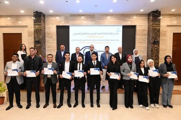 جامعة أسيوط تشارك في القمة المصرية الأوروبية للقيادات الشبابية الإعلامية 25 جامعة أسيوط تشارك في القمة المصرية الأوروبية للقيادات الشبابية الإعلامية
