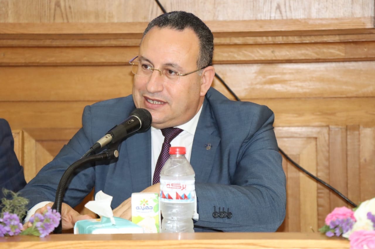 رئيس جامعة الإسكندرية يشهد احتفالية تكريم الطلاب الفائزين بجائزة المرحوم الدكتور منير محمد قنصوة 1 4c394bf8 d3e4 4eb2 9ecc f3bbe7d85562 الإسكندرية رئيس جامعة الإسكندرية يشهد احتفالية تكريم الطلاب الفائزين بجائزة المرحوم الدكتور منير محمد قنصوة موقع في الجامعة