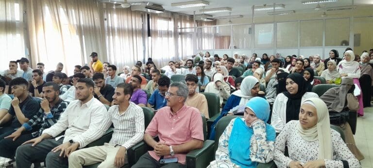 "علوم حلوان" تنظم ندوة توعوية حول التنمر والعنف ضد المرأة 42 9d17ea69 330d 472a 8948 c5089308383b الرئيس "علوم حلوان" تنظم ندوة توعوية حول التنمر والعنف ضد المرأة موقع في الجامعة