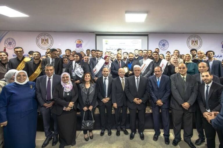 جامعة القاهرة الجديدة التكنولوجية تشارك في ملتقى "العباقرة للابتكارات العلمية" بحضور وزير التعليم العالي 19 FB IMG 1746437198432 جامعة حلوان جامعة القاهرة الجديدة التكنولوجية تشارك في ملتقى "العباقرة للابتكارات العلمية" بحضور وزير التعليم العالي موقع في الجامعة