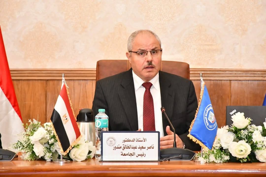 جامعة قناة السويس تنظم ندوة توعوية الإسعافات الأولية ضمن فعاليات الأسبوع البيئي 1 FB IMG 1746460548521 جامعة قناة السويس جامعة قناة السويس تنظم ندوة توعوية الإسعافات الأولية ضمن فعاليات الأسبوع البيئي موقع في الجامعة