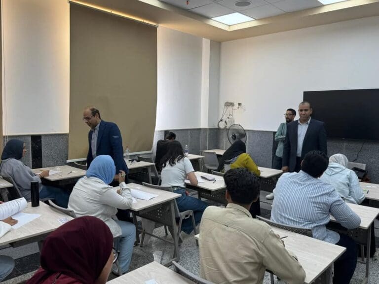 انطلاق امتحانات برنامج العلاج الطبيعي بجامعة جنوب الوادي الأهلية 17 FB IMG 1746878098452 الاختبار انطلاق امتحانات برنامج العلاج الطبيعي بجامعة جنوب الوادي الأهلية موقع في الجامعة