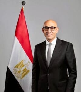 لطلاب الثانوية والإعدادية 2025 بالمنيا.. انطلاق المراجعات المجانية 2 وزير التربية والتعليم