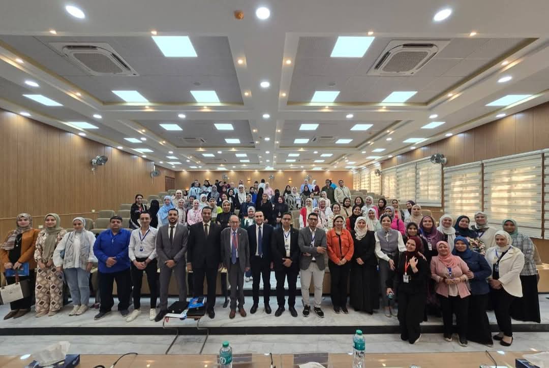 جامعة المنصورة تتبنّى أدوات الذكاء الاصطناعي في تدريس اللغة الإنجليزية بشراكة عالمية 1 FB IMG 1746991041331 جامعة المنصورة جامعة المنصورة تتبنّى أدوات الذكاء الاصطناعي في تدريس اللغة الإنجليزية بشراكة عالمية موقع في الجامعة