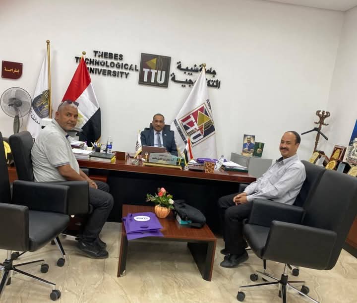 جامعة طيبة التكنولوجية تمهد لإطلاق برنامج تكنولوجيا المعلومات بشراكة استراتيجية مع المصرية للاتصالات 11 جامعة طيبة التكنولوجية