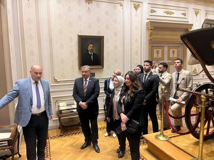 طلاب جامعة بنها يزورون مجلس النواب لتعزيز الوعي السياسي والعمل البرلماني 10 طلاب جامعة بنها