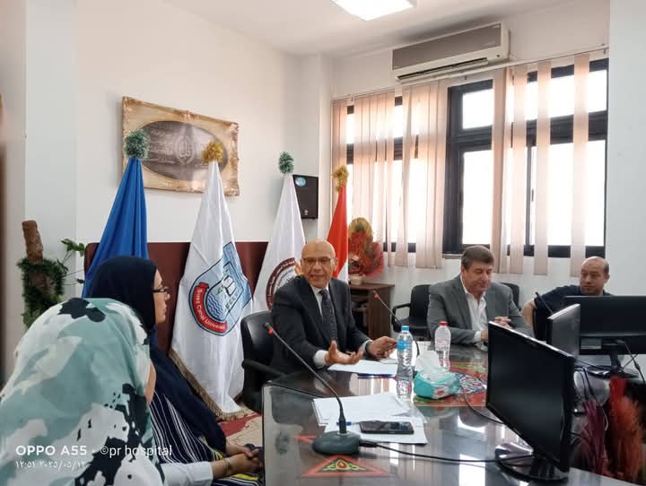 عميد طب جامعة قناة السويس يعقد اجتماعًا لتطوير منظومة التدريب الإكلينيكي للطلاب 1 عميد طب جامعة قناة السويس