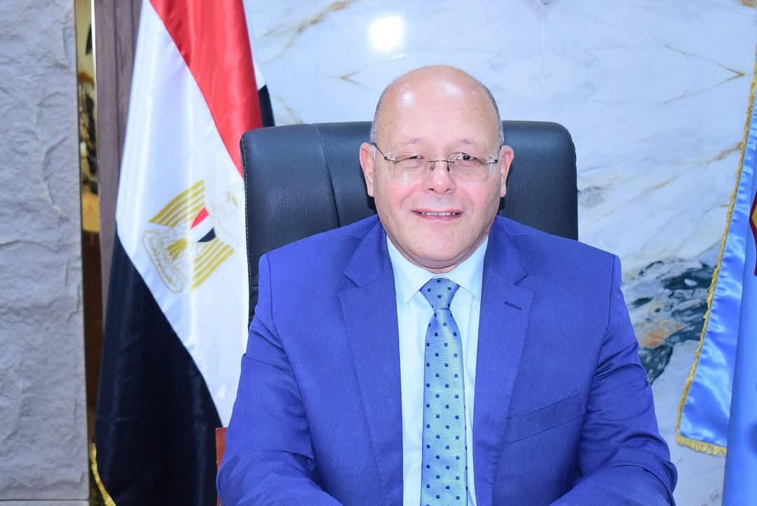 إطلاق منظومة الحجز الإلكتروني للعيادات الخارجية بمستشفيات سوهاج الجامعية 1 FB IMG 1747243908067 مستشفيات سوهاج إطلاق منظومة الحجز الإلكتروني للعيادات الخارجية بمستشفيات سوهاج الجامعية موقع في الجامعة