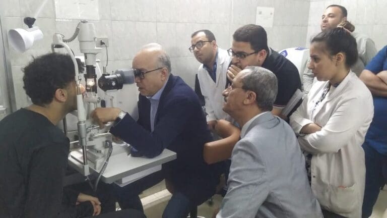 جراحات ومحاضرات متقدمة لأطباء العيون بأسيوط بقيادة خبير دولي في الجلوكوما 6 FB IMG 1747387184196 التعليم جراحات ومحاضرات متقدمة لأطباء العيون بأسيوط بقيادة خبير دولي في الجلوكوما موقع في الجامعة