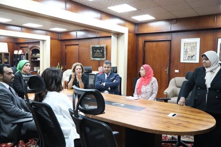رئيس جامعة الأقصر تستقبل السفيرة مشيرة خطاب ووفد المجلس القومي لحقوق الإنسان 1 FB IMG 1747927507056 مشيرة رئيس جامعة الأقصر تستقبل السفيرة مشيرة خطاب ووفد المجلس القومي لحقوق الإنسان موقع في الجامعة