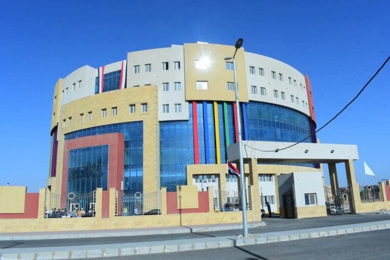 250 مليون جنيه من وزارتي التخطيط والماليه لفرش وتجهيز مستشفى شفا الأطفال بجامعة سوهاج 8 FB IMG 1748083082606 جامعة سوهاج 250 مليون جنيه من وزارتي التخطيط والماليه لفرش وتجهيز مستشفى شفا الأطفال بجامعة سوهاج موقع في الجامعة