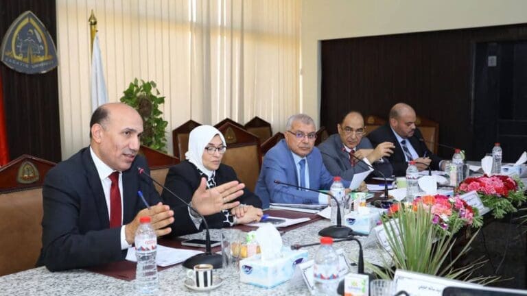البدء الفوري في التصحيح .. تعليمات عاجلة من مجلس جامعة الزقازيق بشأن امتحانات نهاية العام 19 FB IMG 1748444575509 البدء الفوري في التصحيح .. تعليمات عاجلة من مجلس جامعة الزقازيق بشأن امتحانات نهاية العام موقع في الجامعة