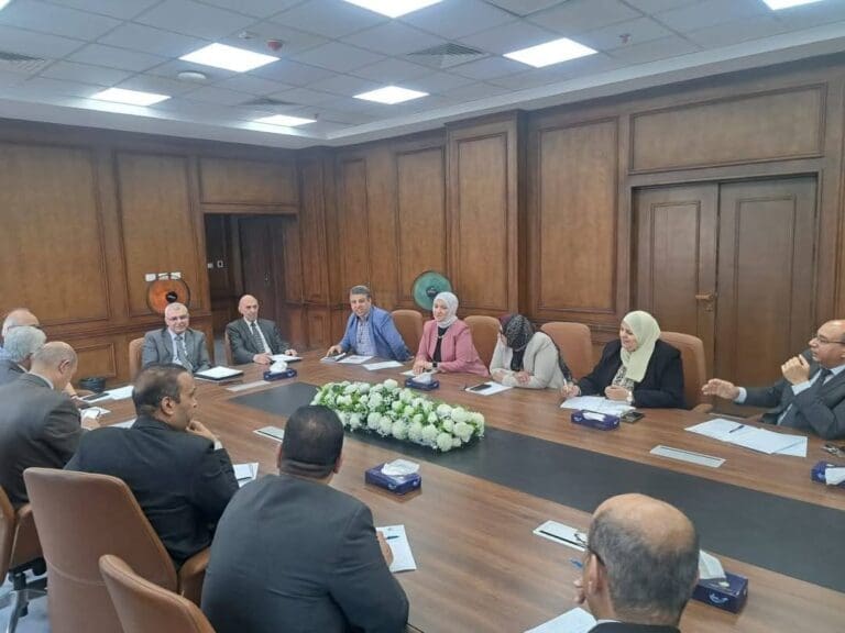 جامعة الزقازيق الأهلية تناقش استعدادات امتحانات الفصل الدراسي الثاني وبحث سبل تطوير البرامج 23 IMG 20250503 WA0077 جامعة المنصورة الجديدة جامعة الزقازيق الأهلية تناقش استعدادات امتحانات الفصل الدراسي الثاني وبحث سبل تطوير البرامج موقع في الجامعة