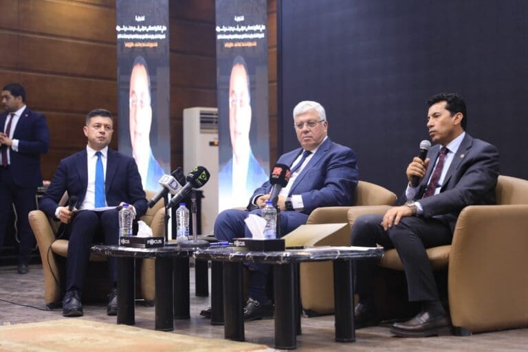 وزيرا التعليم العالي والشباب والرياضة يشهدان انطلاق سلسلة الحوارات الشبابية برعاية رئيس مجلس الوزراء 1 IMG 20250505 WA0177 التعليم العالي وزيرا التعليم العالي والشباب والرياضة يشهدان انطلاق سلسلة الحوارات الشبابية برعاية رئيس مجلس الوزراء موقع في الجامعة