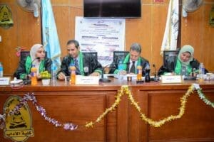 "الاندماج الإعلامي وتأثيره على المحتوى الرقمي".. جامعة سوهاج تمنح درجة الدكتوراه للباحث أحمد جعفر محمد 10 "الاندماج الإعلامي وتأثيره على المحتوى الرقمي".. جامعة سوهاج تمنح درجة الدكتوراة للباحث أحمد جعفر محمد