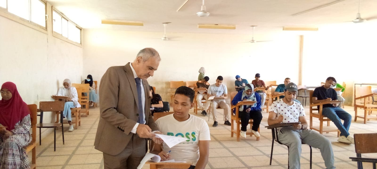 رئيس جامعة أسوان: نُعد كوادر مؤهلة لقيادة مستقبل الثروة السمكية في مصر 1 رئيس جامعة أسوان