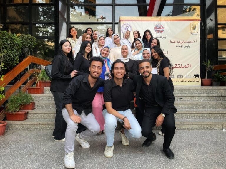"ابن أصل".. دراما إذاعية توثق الحنين للجذور في مشروع تخرج مميز بكلية الإعلام 5 IMG 20250519 WA0043 الجديد "ابن أصل".. دراما إذاعية توثق الحنين للجذور في مشروع تخرج مميز بكلية الإعلام موقع في الجامعة