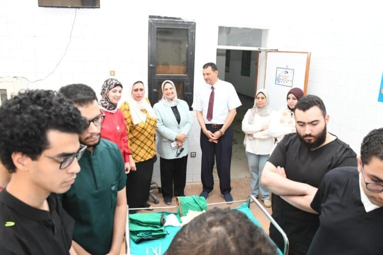 الطب البيطري بجامعة قناة السويس تواصل فعاليات "الأسبوع البيئي" بمعارض ومنتجات تراثية وحملات إنسانية 5 فعاليات الأسبوع البيئي بكلية الطب البيطري