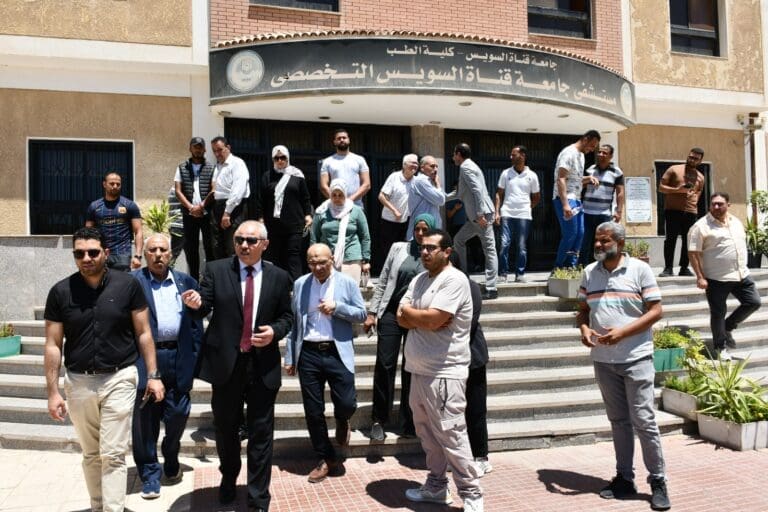 رئيس جامعة قناة السويس يتابع أعمال تطوير أنظمة الحماية والسلامة بالمستشفى التخصصي 1 رئيس جامعة قناة السويس