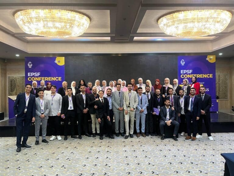 انطلاق النسخة الرابعة من مؤتمر EPSF.. حدث طلابي يعكس روح العمل والتميز الصيدلي - صور 10 إنطلاق النسخة الرابعة من مؤتمر EPSF