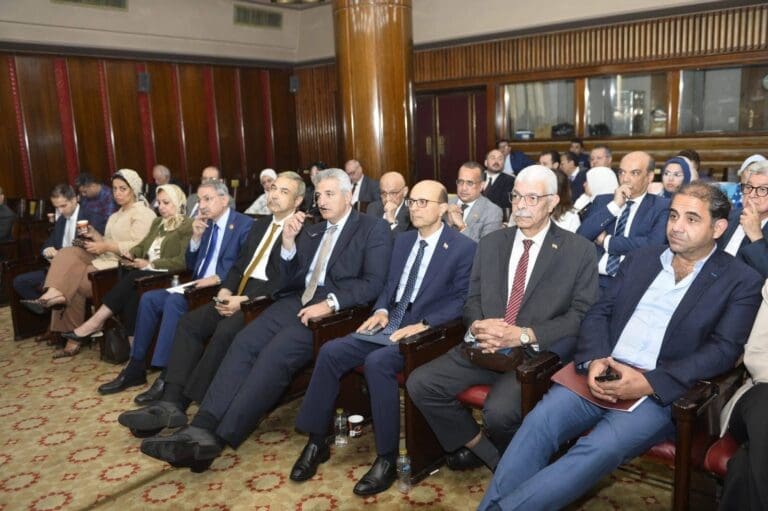 بحضور وزير التعليم العالي.. رئيس جامعة المنوفية يستعرض خطة عمل المستشفيات الجامعية في اجتماع لجنة التعليم بمجلس النواب 7 IMG 0715 العريش بحضور وزير التعليم العالي.. رئيس جامعة المنوفية يستعرض خطة عمل المستشفيات الجامعية في اجتماع لجنة التعليم بمجلس النواب موقع في الجامعة