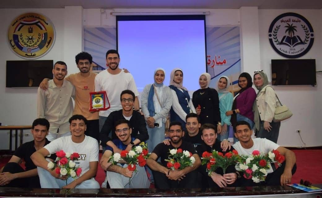 كلية الحاسبات والمعلومات بجامعة العريش تُتوج بدرع الدوري الثقافي عقب الفوز على كلية الآداب في المباراة النهائية 1 IMG 0719 العريش كلية الحاسبات والمعلومات بجامعة العريش تُتوج بدرع الدوري الثقافي عقب الفوز على كلية الآداب في المباراة النهائية موقع في الجامعة