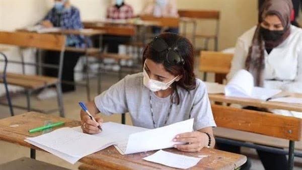 منحهم وقت إضافي.. تعويض الطلاب عن تأخر توزيع أوراق امتحان اللغة العربية بعدد من لجان كفر الشيخ 1 IMG 0928 وقت منحهم وقت إضافي.. تعويض الطلاب عن تأخر توزيع أوراق امتحان اللغة العربية بعدد من لجان كفر الشيخ موقع في الجامعة