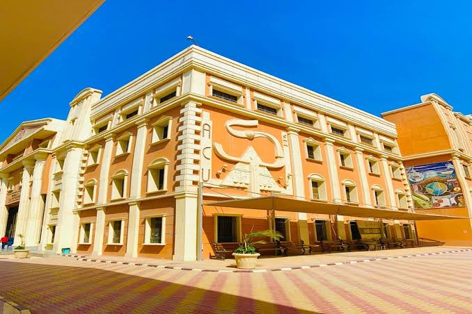 تعرف على مميزات الدراسة بجامعة الأهرام الكندية "ACU"