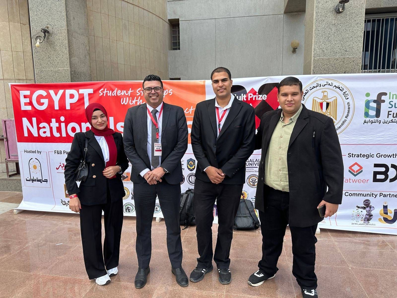 فريق طلابي من هندسة الذكاء الاصطناعي بجامعة الإسماعيلية الجديدة الأهلية يشارك في فعاليات Hult Prize 1 فريق طلابي من هندسة الذكاء الاصطناعي بجامعة الإسماعيلية الجديدة الأهلية يشارك في فعاليات Hult Prize