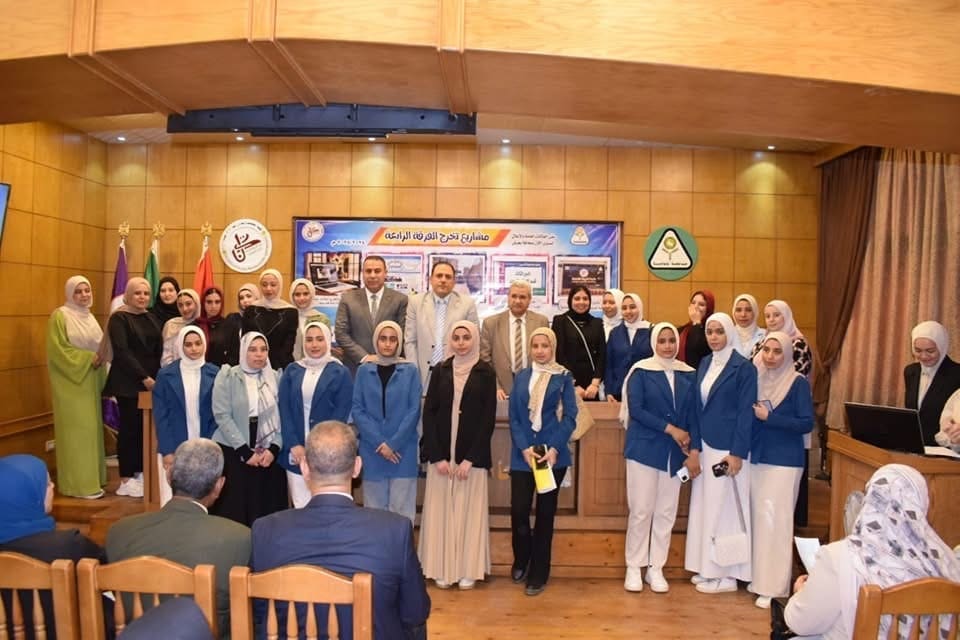 الإعلام التربوي بكلية التربية النوعية بجامعة المنوفية يشهد مناقشة مشاريع التخرج وسط إشادة واسعة بالمستوى الإبداعي للطلاب 1 IMG 9746 الإعلام التربوي الإعلام التربوي بكلية التربية النوعية بجامعة المنوفية يشهد مناقشة مشاريع التخرج وسط إشادة واسعة بالمستوى الإبداعي للطلاب موقع في الجامعة