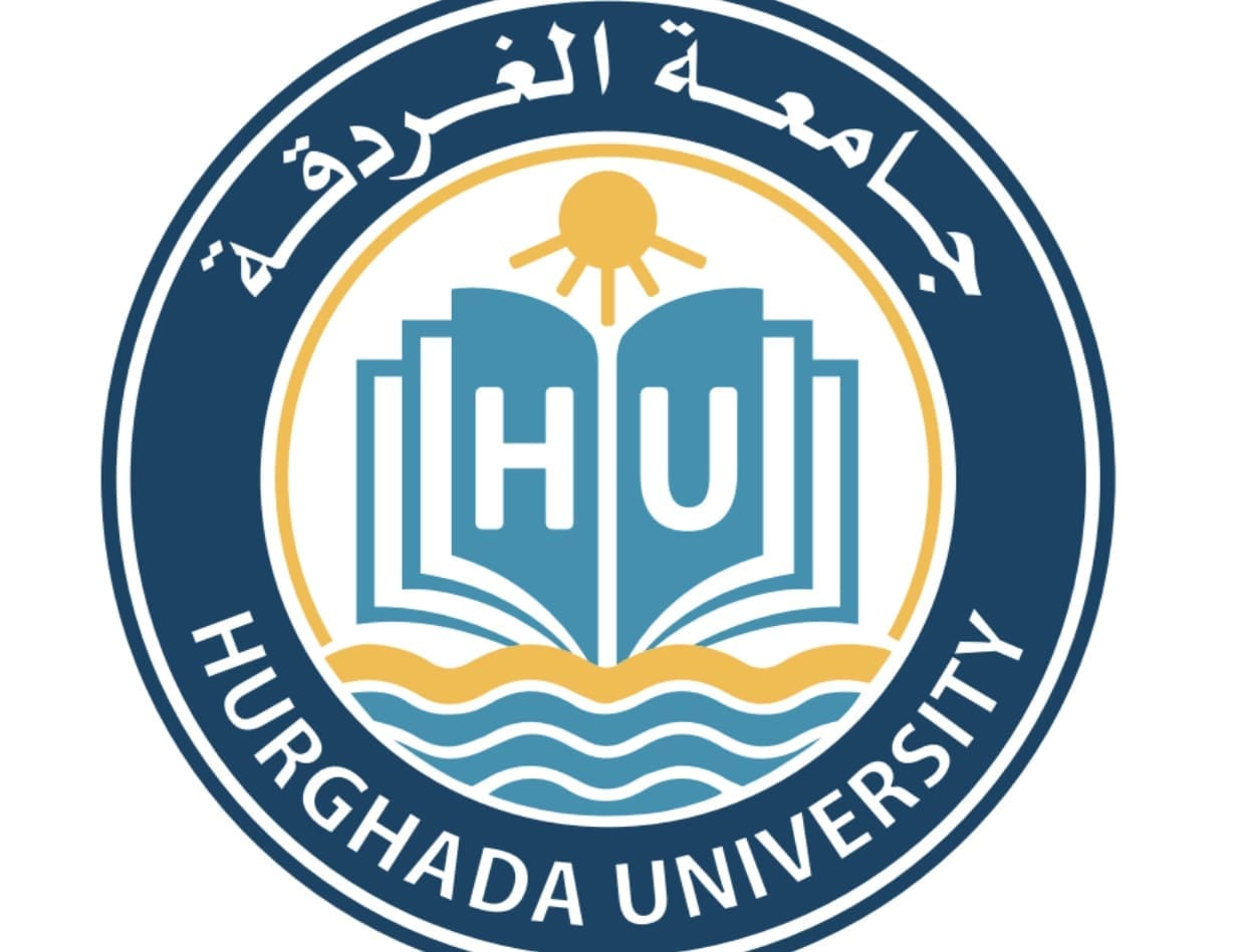 إعلان قائمة أسماء المتقدمين لمنصب رئيس جامعة الغردقة 1 IMG 9771 الغردقة إعلان قائمة أسماء المتقدمين لمنصب رئيس جامعة الغردقة موقع في الجامعة