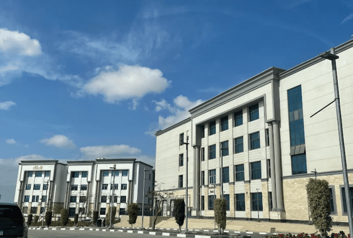 اليوم.. انطلاق المؤتمر الطبي الأول لكلية الطب البشري بجامعة بنها الأهلية 1 جامعة بنها الأهلية