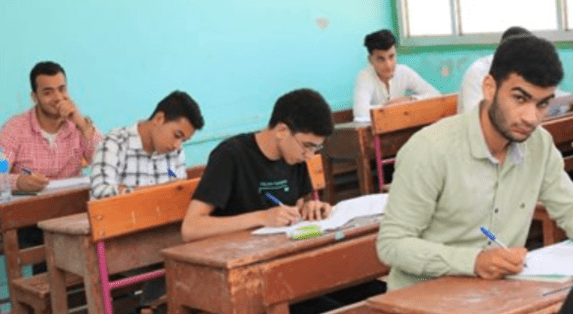 استعد لامتحان التاريخ 2025.. مراجعة شاملة لطلاب الأدبي في الثانوية العامة بنمط مبسط وتدريبات تحليلية 1 طلاب الثانوية العامة