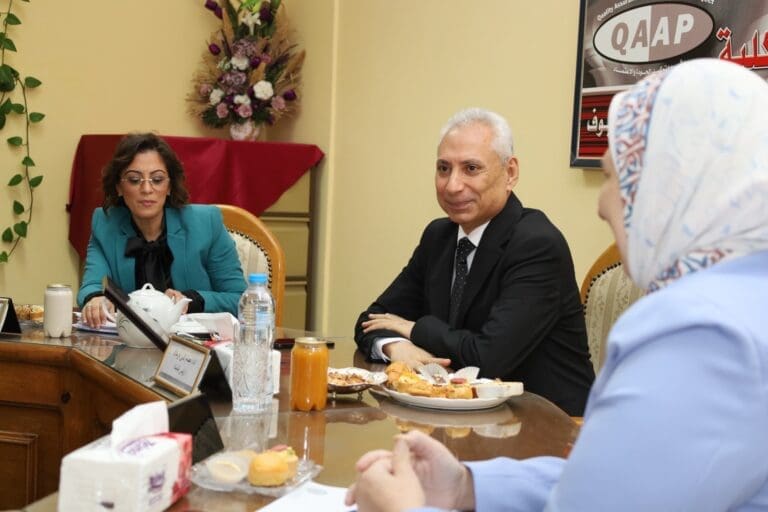 رئيس جامعة المنيا يترأس مجلس كلية الألسن لنقل رؤية الجامعة والخطة المستقبلية 34 a4504cd1 336e 42ae bd5d c8aa32a0c155 جامعة سوهاج رئيس جامعة المنيا يترأس مجلس كلية الألسن لنقل رؤية الجامعة والخطة المستقبلية موقع في الجامعة
