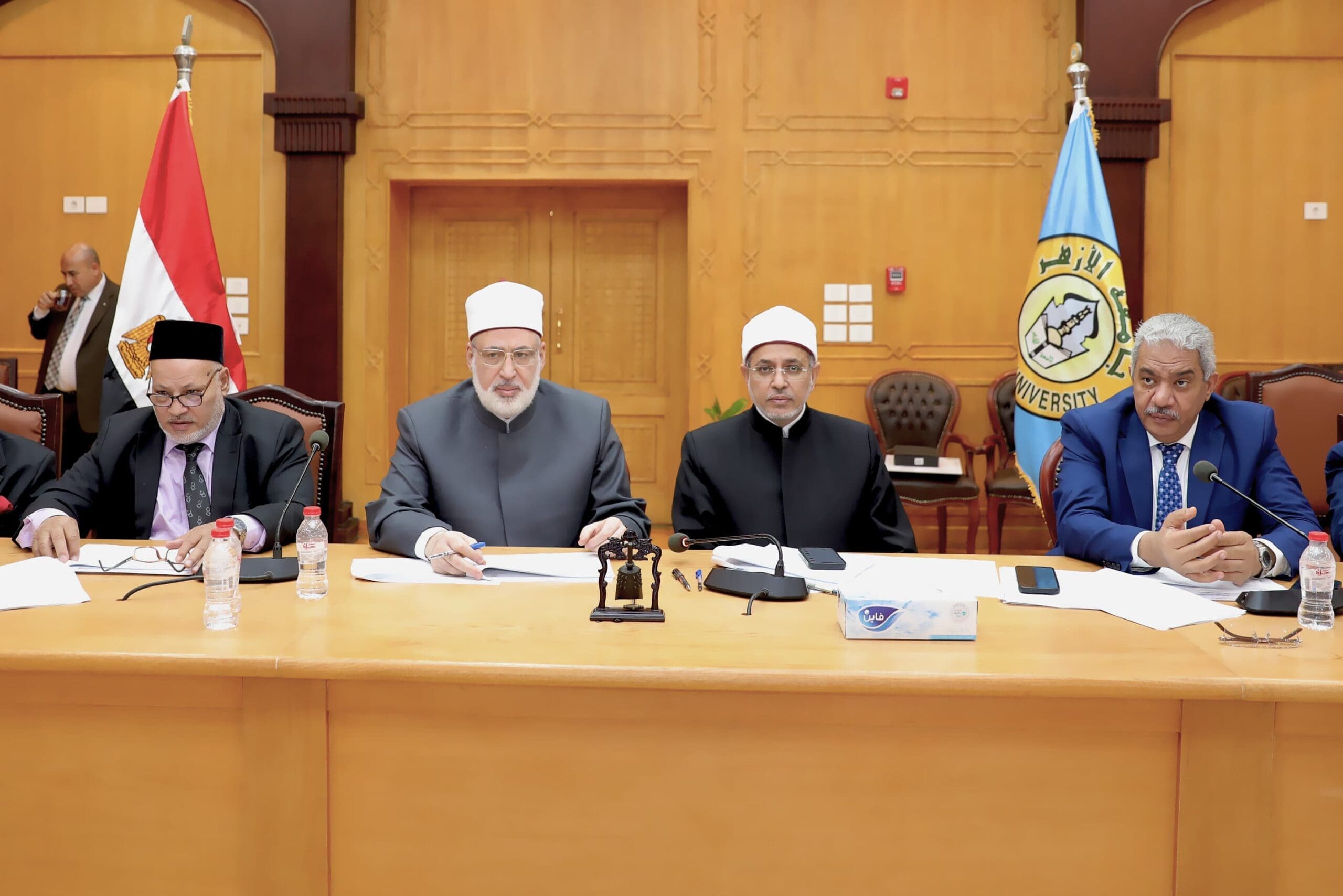تعليمات مشددة من مجلس جامعة الأزهر لعمداء الكليات والطلاب بشأن امتحانات الفصل الدراسي الثاني 1 e290dacb 4fb3 4418 970a 72a0d06c9ab5 scaled جامعة الأزهر تعليمات مشددة من مجلس جامعة الأزهر لعمداء الكليات والطلاب بشأن امتحانات الفصل الدراسي الثاني موقع في الجامعة