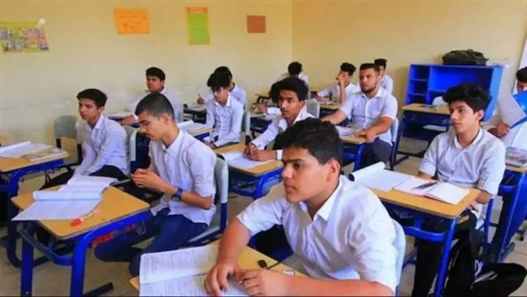 شرح مبسط وتدريبات نموذجية وفقًا لمواصفات 2025.. مراجعة نهائية في الجيولوجيا لطلاب الثانوية العامة 5 طلاب الثانوية العامة