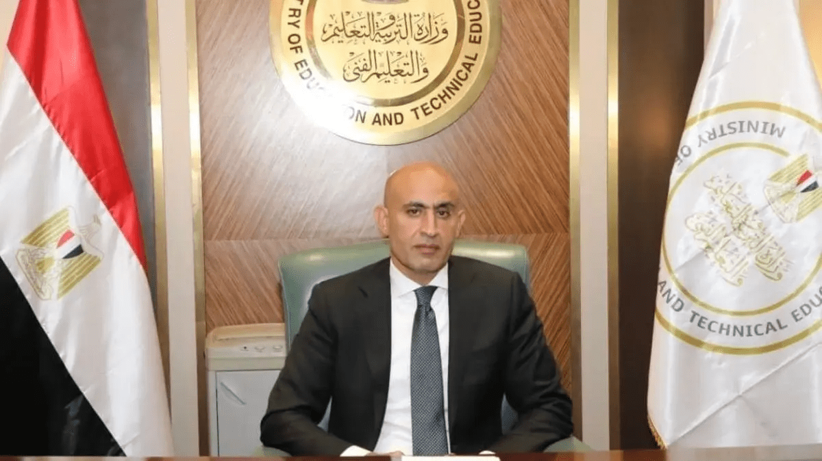 وزير التعليم ينعي رئيس لجنة بمحافظة سوهاج بعد تعرضه لحادث سير 1 1200px Mohamed Abdel Latif Minister.webp التعليم وزير التعليم ينعي رئيس لجنة بمحافظة سوهاج بعد تعرضه لحادث سير موقع في الجامعة